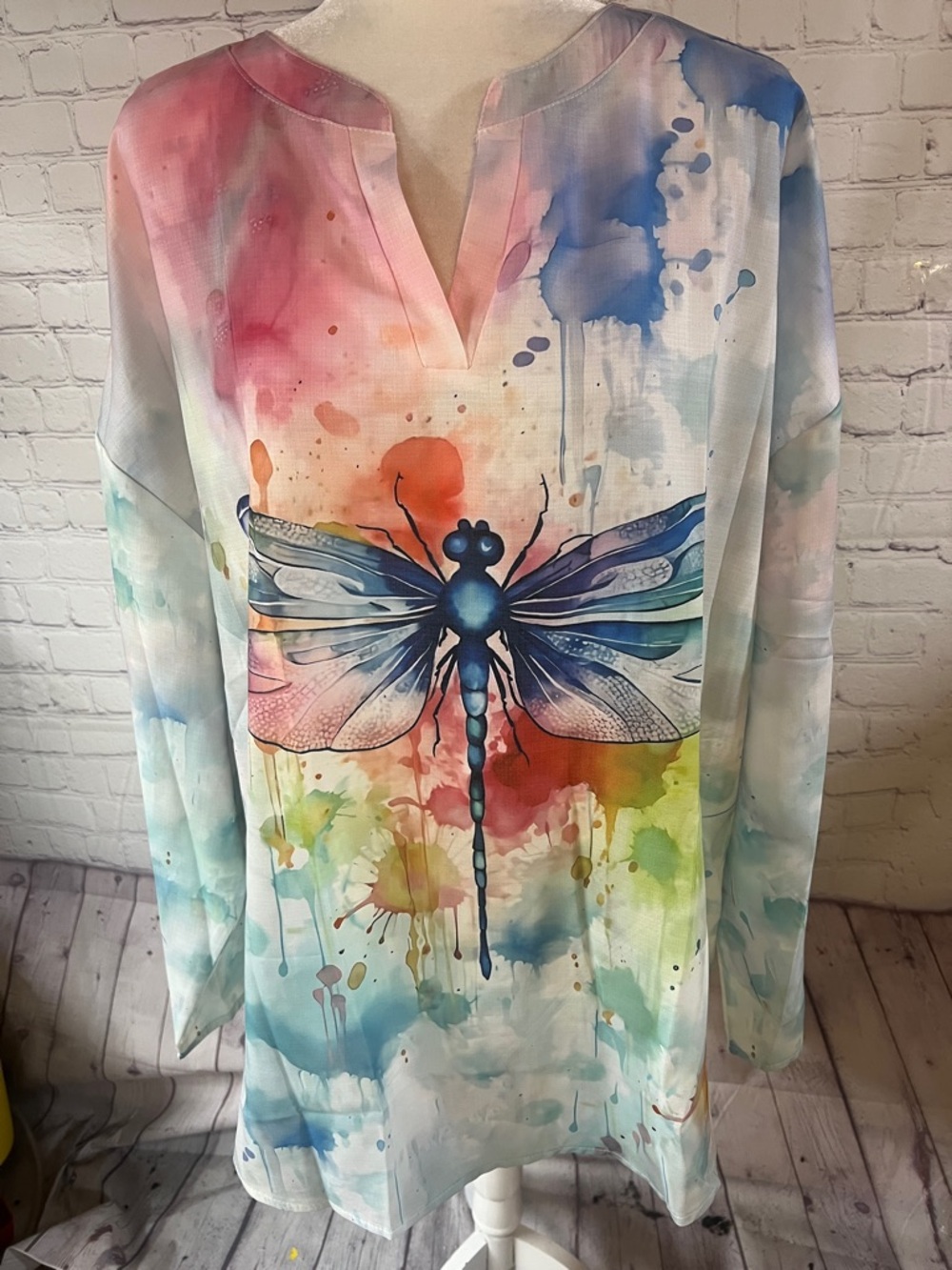5X V neck Watercolor Dragonfly Beach Cover Up. Multicolor. Like new